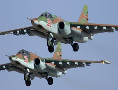 Βόρεια Χάμα: Ρωσικά Su-25 με εμπρηστικές βόμβες κατά τρομοκρατών της al-Nusra
